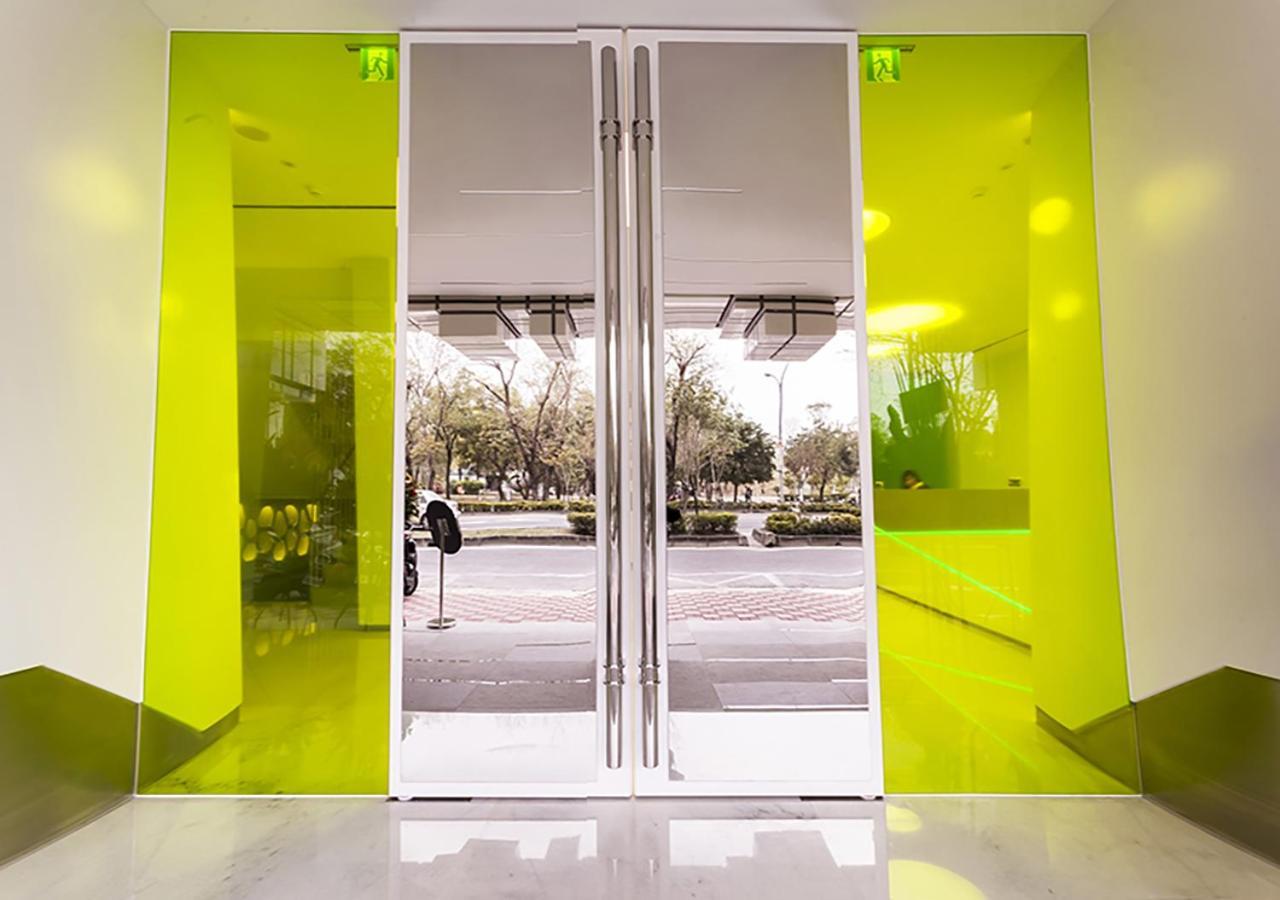 Royal Hotel Group- Central Park Branch Kaohsiung Exterior photo